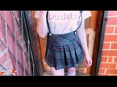 ❤️ Schoolgirl ດູດ dick ຂອງນາງເລິກແລະ fucks ແທນທີ່ຈະຫ້ອງຮຽນ. ❌ ໜັງໂປ້ ຢູ່ພວກເຮົາ ❤